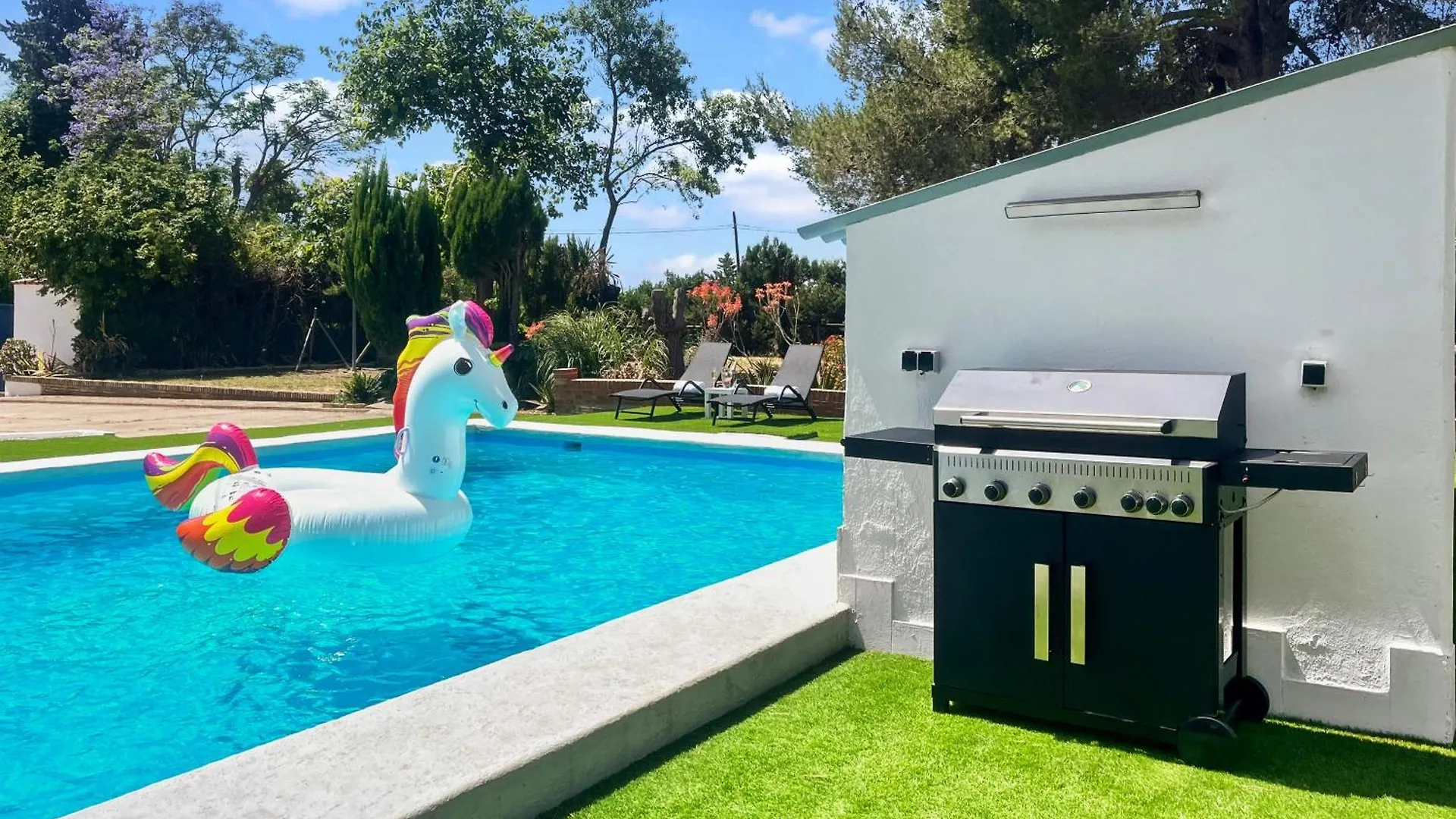 Villa San Patricio I Piscina Privada I Jacuzzi Spa I Bbq I Ps5 I Aire Acon I 3000M2 I 5Min-Centro Jerez de la Frontera Spain